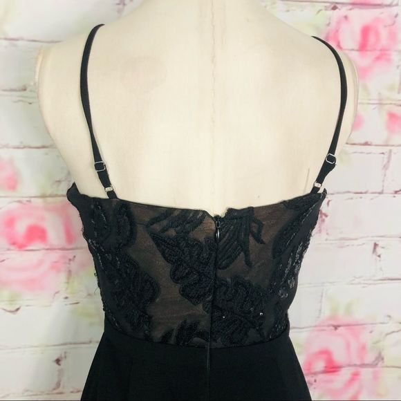 Dress the Pop Giulia Sequin Bodice Crepe Sheath - Picture 10 of 15